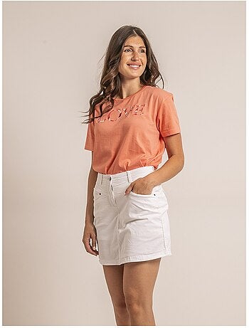 Camiseta cuello redondo con mensaje FAKO