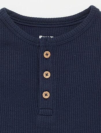Camiseta cuello tunecino