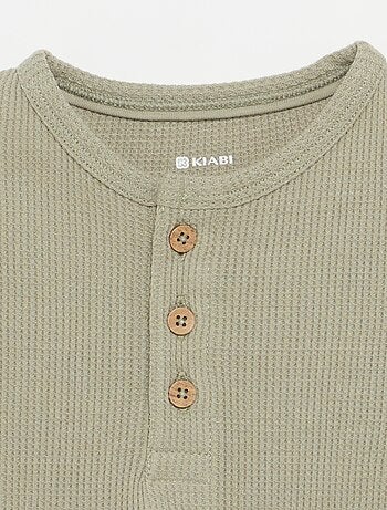 Camiseta cuello tunecino