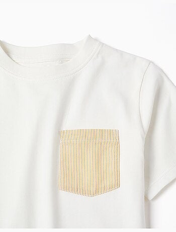 Camiseta de algodón con bolsillo en el pecho