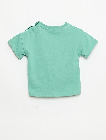 Camiseta de algodón con bordado en el pecho
