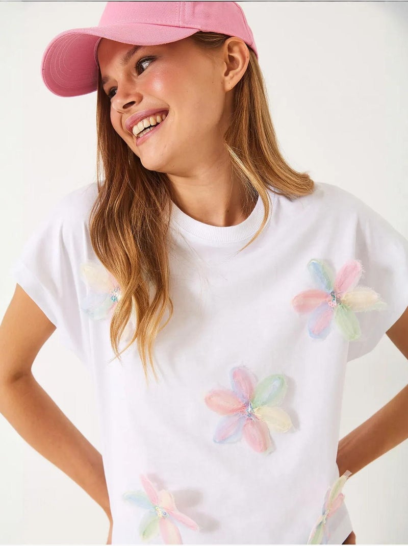 Camiseta de algodón con bordado floral y cuello redondo lucci Blanco - Kiabi
