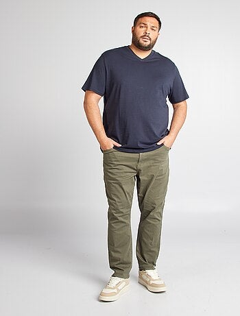 Camiseta de algodón con cuello en V para hombre