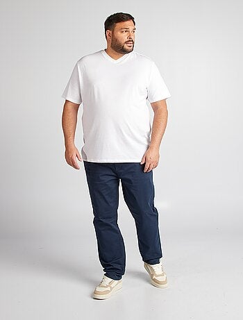 Camiseta de algodón con cuello en V para hombre