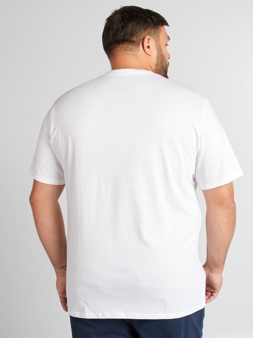 Camiseta de algodón con cuello en V para hombre - Kiabi Camiseta de algodón con cuello en V para hombre - Kiabi