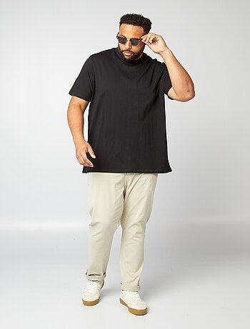 Camiseta de algodón con cuello en V para hombre