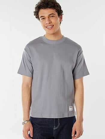 Camiseta de algodón con cuello redondo
