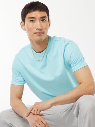 Camiseta de algodón con cuello redondo