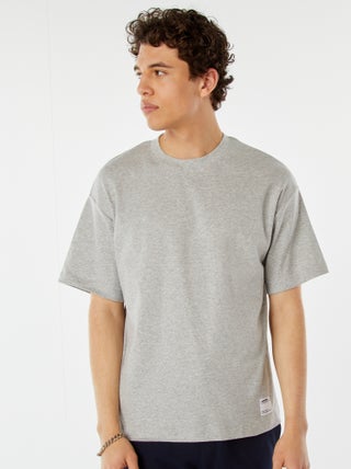 Camiseta de algodón con cuello redondo