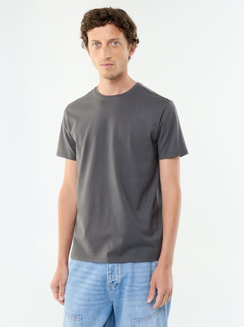 Camiseta de algodón con cuello redondo - Kiabi Camiseta de algodón con cuello redondo - Kiabi