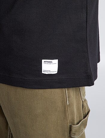 Camiseta de algodón con cuello redondo