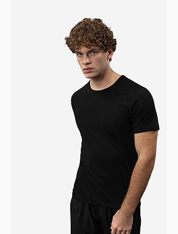 Camiseta de algodón con cuello redondo y corte entallado giesto