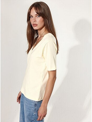 Camiseta de algodón con escote en v de corte regular y color liso busem