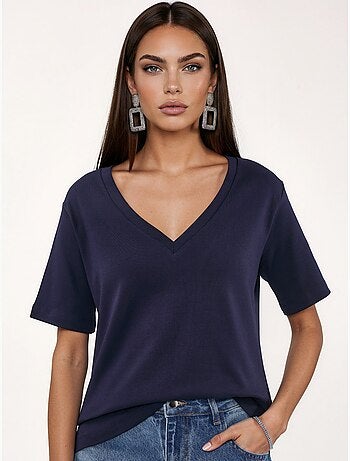 Camiseta de algodón con escote en v de corte regular y color liso busem