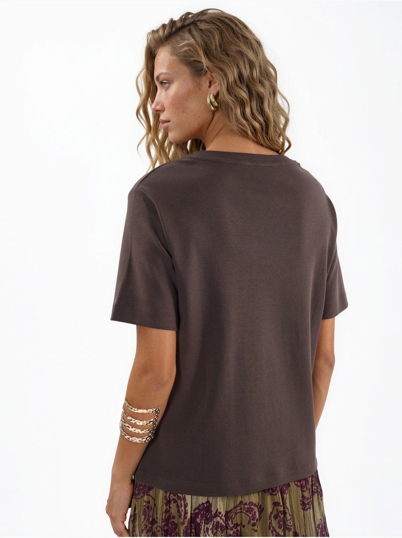 Camiseta de algodón con escote en v de corte regular y color liso busem Marrón - Kiabi