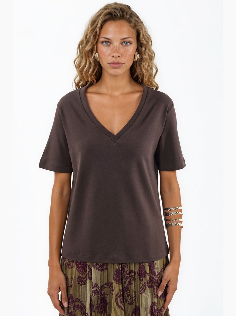 Camiseta de algodón con escote en v de corte regular y color liso busem Marrón - Kiabi
