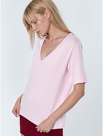 Camiseta de algodón con escote en v de corte regular y color liso busem