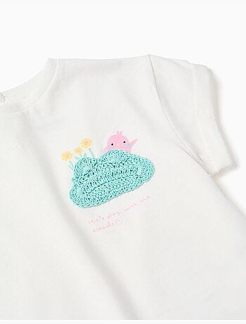 Camiseta de algodón con estampado de croché en el pecho