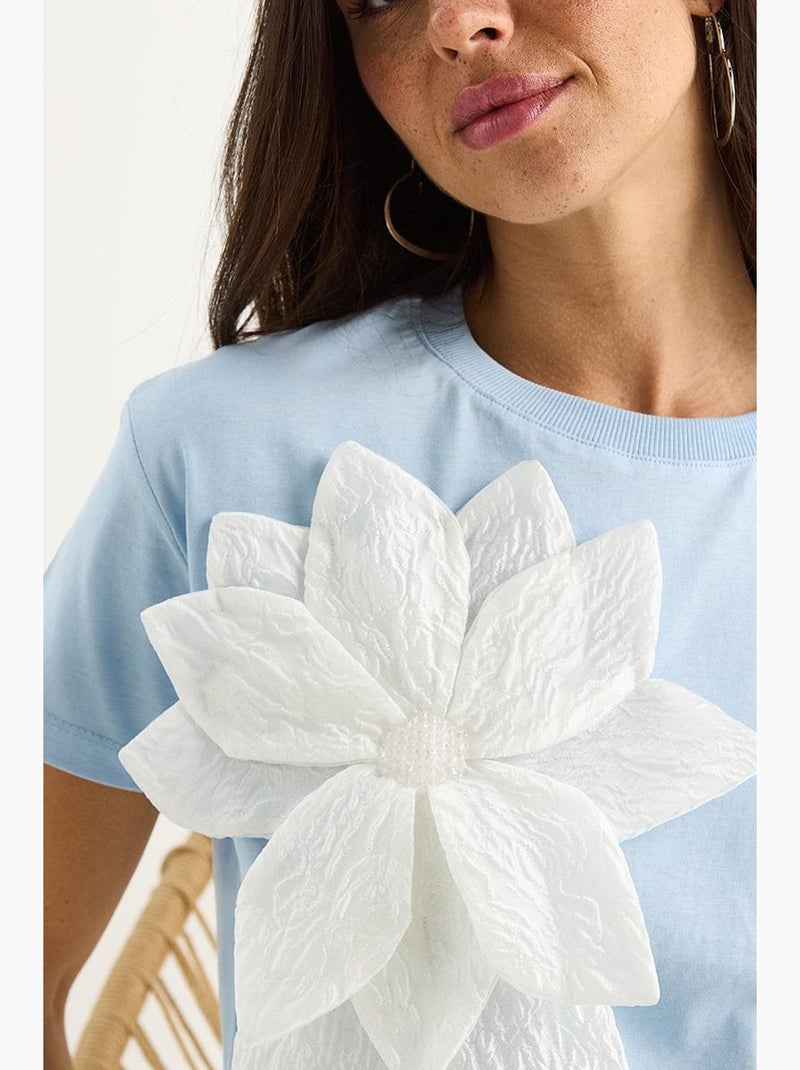 Camiseta de algodón de manga corta con accesorio floral lucci Azul cielo - Kiabi