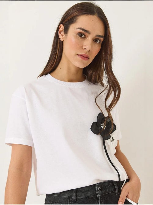 Camiseta de algodón de manga corta con accesorios lucci - Kiabi Camiseta de algodón de manga corta con accesorios lucci - Kiabi