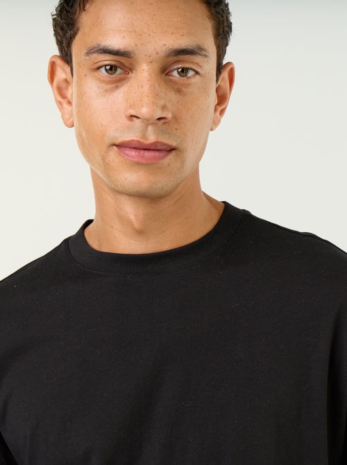 Camiseta de algodón de manga larga y cuello redondo - Kiabi Camiseta de algodón de manga larga y cuello redondo - Kiabi