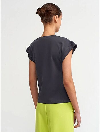Camiseta de algodón de mujer con cuello redondo dilvin