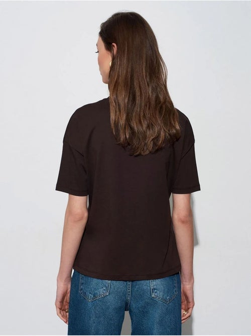Camiseta de algodón de mujer con cuello redondo dilvin - Kiabi Camiseta de algodón de mujer con cuello redondo dilvin - Kiabi