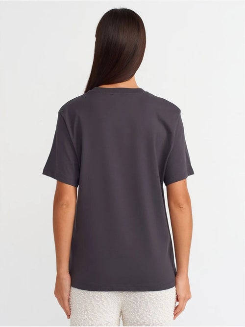 Camiseta de algodón estampada de mujer con cuello redondo dilvin - Kiabi Camiseta de algodón estampada de mujer con cuello redondo dilvin - Kiabi