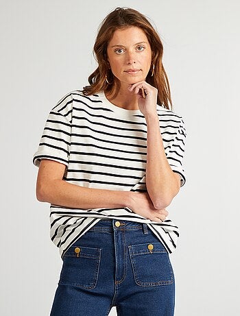 Camiseta de algodón para mujer con cuello redondo y manga corta