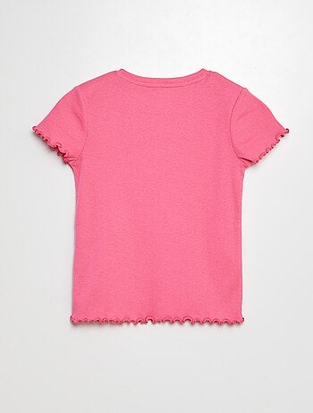 Camiseta de canalé con bordes ondulados