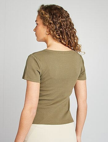 Camiseta de canalé con botones