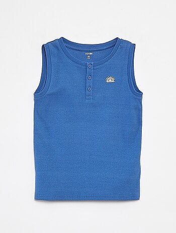 Camiseta de canalé con cuello abotonado