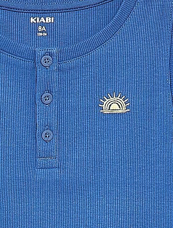 Camiseta de canalé con cuello abotonado