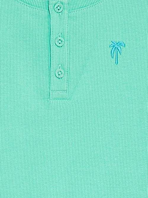 Camiseta de canalé con cuello abotonado - Kiabi