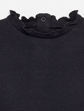 Camiseta de canalé con cuello ondulado
