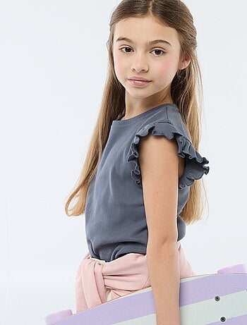 Camiseta de canalé con mangas con volantes