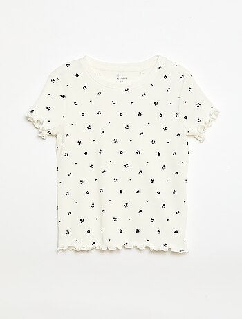 Camiseta de canalé con mangas cortas con volantes