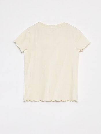 Camiseta de canalé de manga corta con bordes ondulados