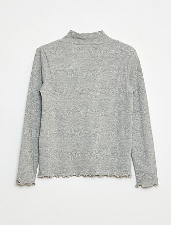 Camiseta de cuello alto de canalé