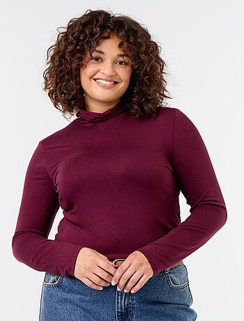 Camiseta de cuello alto de color liso