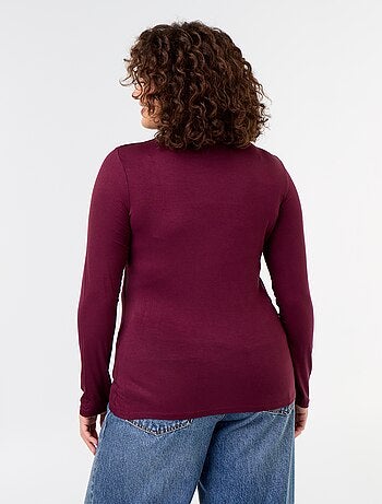 Camiseta de cuello alto de color liso