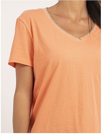 Camiseta de cuello en V de puro algodón FAMIA