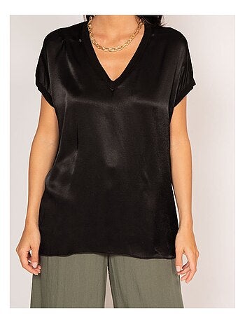 Camiseta de cuello en V satinada FENTA