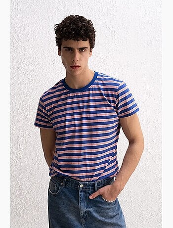 Camiseta de cuello redondo acanalada a rayas para hombre giesto