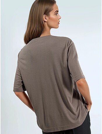 Camiseta de cuello redondo acanalada de corte regular busem