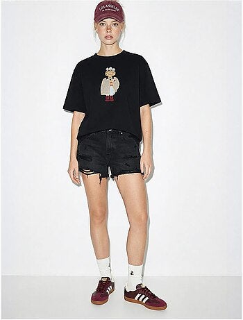 Camiseta de cuello redondo bordada de corte relajado lucci