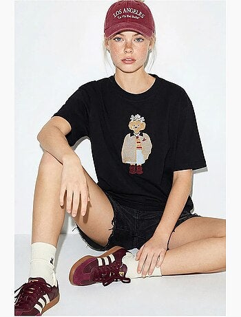 Camiseta de cuello redondo bordada de corte relajado lucci