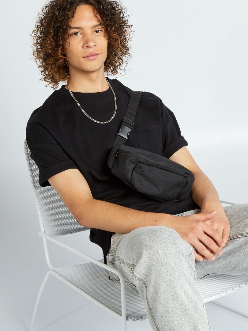 Camiseta de cuello redondo con bolsillo en el pecho Negro - Kiabi