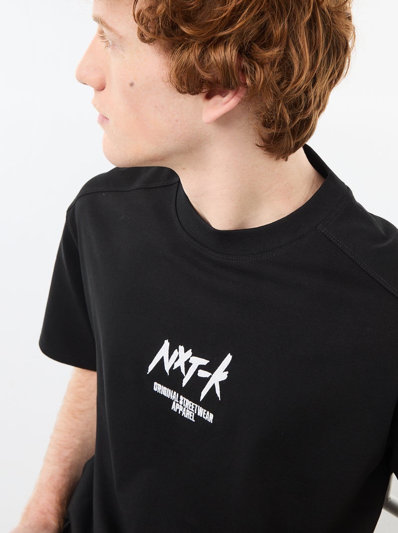 Camiseta de cuello redondo con bordado contrastante Negro - Kiabi