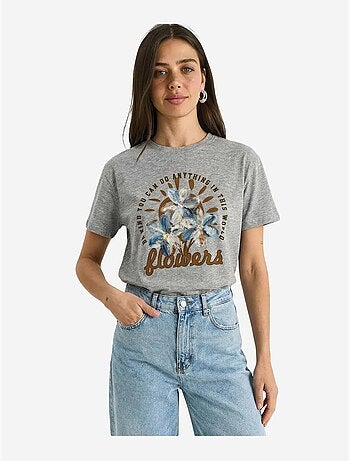 Camiseta de cuello redondo con bordado floral de lucci